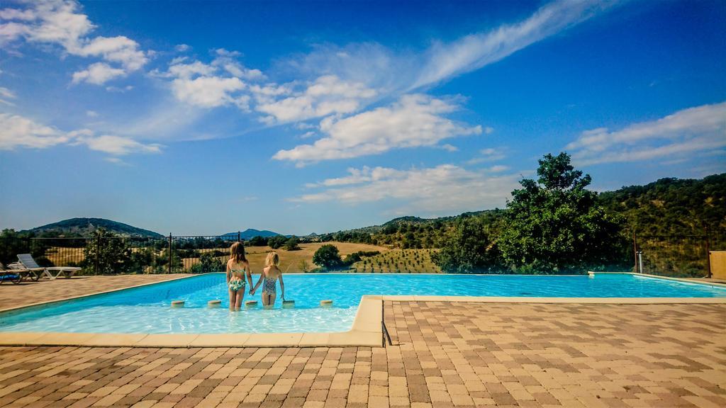 Domaine De Chadeyron Hotel Lagorce  Eksteriør billede